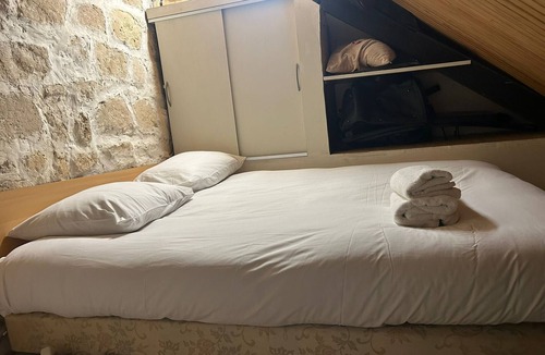 Quartier de la Porte-Saint-Denis Apartment | Charming 1‑Bedroom Loft near République & Canal Saint‑Martin Paris X