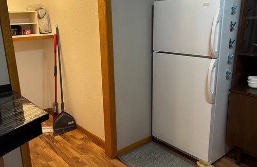 Austin Apartment | Charming 1-bedroom upstairs apartment in Austin with AC
