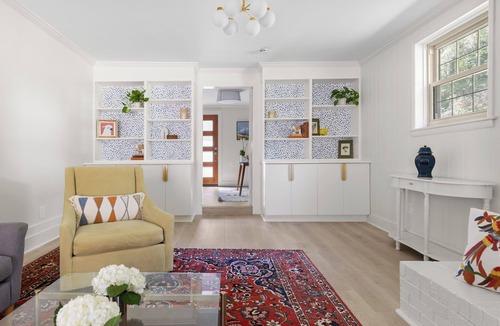 Hillsborough House | Charming 1-bedroom house in lovely Hillsborough walkable to downtown!