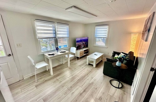 Commercial Street Apartment | Charming 1-bedroom apartment in fabulous Provincetown