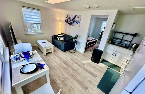 Commercial Street Apartment | Charming 1-bedroom apartment in fabulous Provincetown