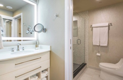 Las Vegas Villa | Charming 1-bedroom villa with jetted hot tub located in the heart of Las Vegas