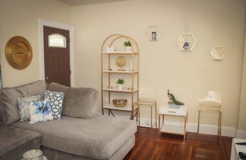 West Price Hill Apartment | Charming 1 BR Apt 6 miles from Downtown!