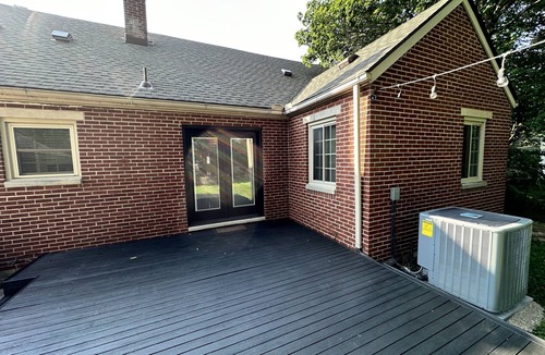 Fairborn House | Charming 1 or 2 bedroom home. Minutes from WPAFB; Nutter Center; Wright State