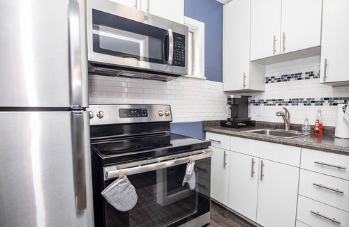 Woodland in Waverly Apartment | Charming 12 South Studio Condo w/Pool, Near Melrose, Downtown 2 mi, Free Parking