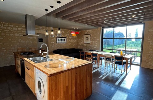 Chaix Cottage | Charming 18th-Century Farmhouse with Pool, Renovated & Spacious, Near River and Trails