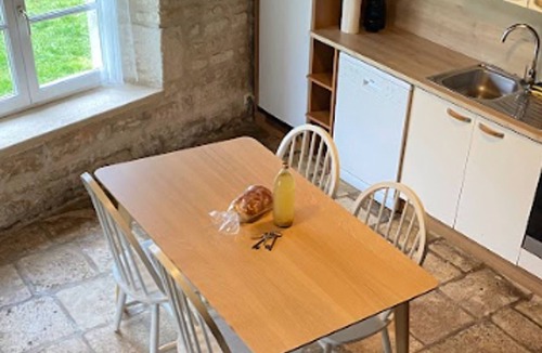 Auchay-sur-Vendee Cottage | Charming 18th-Century Home with Pool, Terrace, and Scenic Views in Chaix