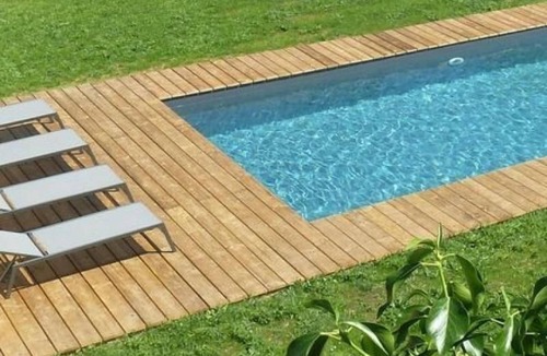 Auchay-sur-Vendee Cottage | Charming 18th-Century Home with Pool, Terrace, and Scenic Views in Chaix