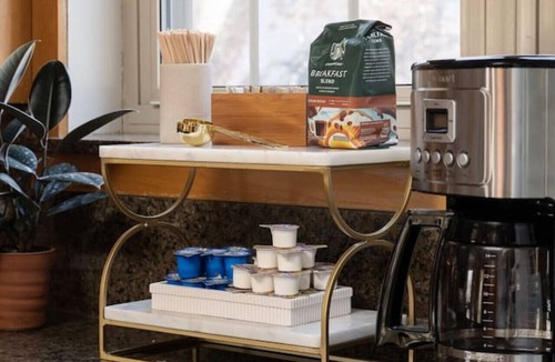 New Castle House | Charming 1920s Tudor Home