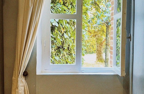 Castelsarrasin House | Charming 19th century cottage with private pool and garden