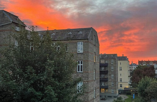 Frederiksberg C Apartment | Charming 19th-century apartment with a balcony