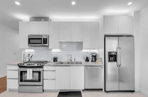 Downtown Tulsa Apartment | Charming 1BD/1BA Getaway in Tulsa with Gym