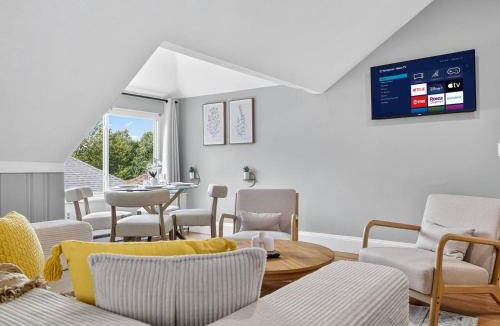 St. Elizabeth's Apartment | Charming 1BR apt in Boston with Free Parking