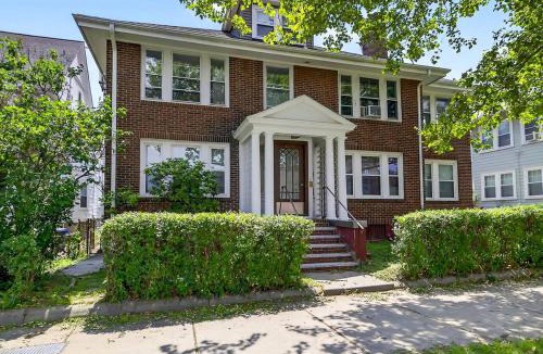 St. Elizabeth's Apartment | Charming 1BR apt in Boston with Free Parking