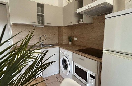 Gruissan Apartment | Charming 1BR Apt in Gruissan with Pool, Terrace & Parking