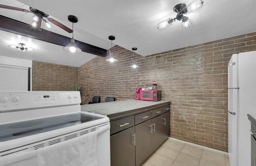 Edinburg Condo | Charming 1BR Condo Near UTRGV & Downtown Edinburg