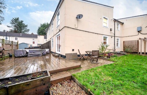 Sydenham Apartment | Charming 1BR flat in Sydenham with free parking