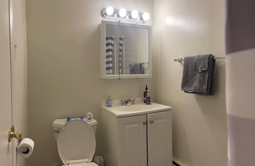 King of Prussia Apartment | Charming 1BR Hideaway