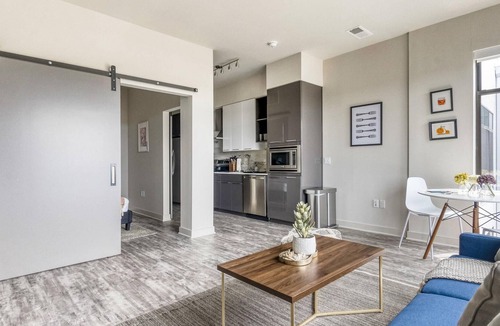 Bluemont Apartment | Charming 1BR in Arlington, Gym + Parking