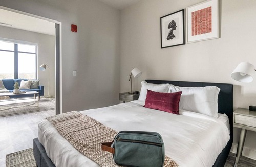 Bluemont Apartment | Charming 1BR in Arlington, Gym + Parking