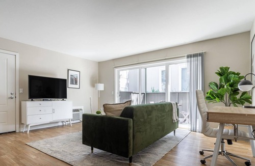 South Sundale Apartment | Charming 1BR in Fremont, Pool + Pet-Friendly