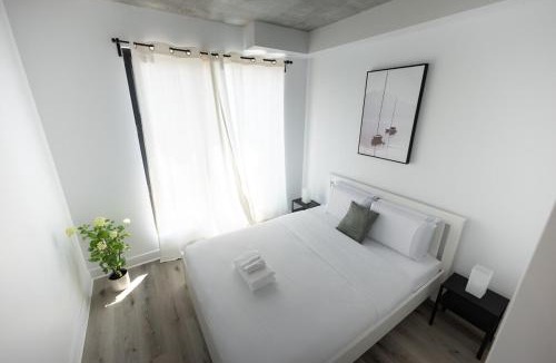 Cite Multimedia Apartment | Charming 1BR Old Port - Sofa Bed - Balcony with City View