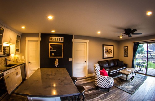 Park City Condo | Charming 1BR Ski Getaway - Walk to Lifts - Canyons Village, Park City Resort