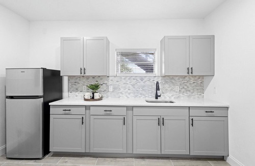 Oviedo House | Charming 1BR Stay Wi-Fi Included