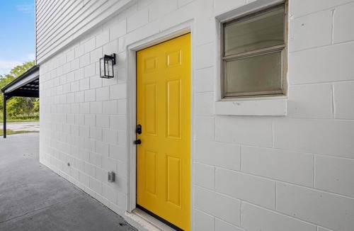 Oviedo House | Charming 1BR Stay Wi-Fi Included