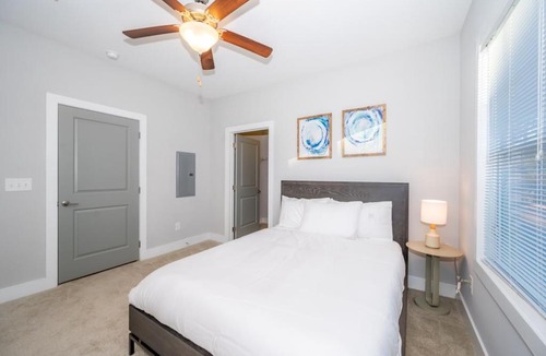 Morrisville Apartment | Charming 1BR with Gym and Workspace