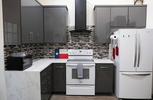 San Marcos House | Charming 2-2/Game Room/Outlet Mall/TSU/River