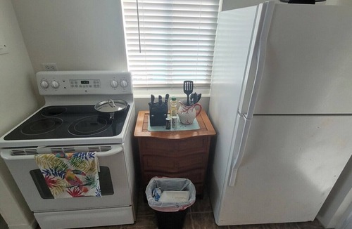 Upper Matecumbe Key House | Charming 2 bed, 2 bath cottage 100 feet from private sandy ocean beach