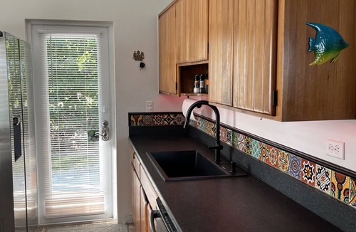 Upper Matecumbe Key House | Charming 2 bed, 2 bath cottage 100 feet from private sandy ocean beach