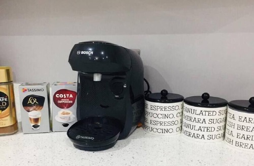 Reading City Centre Apartment | Charming 2 Bed 2 Bath Flat & Parking by CozyNest