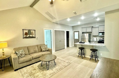 Lawton House | Charming 2 Bed/2 Bath house, fenced backyard, Pets OK!