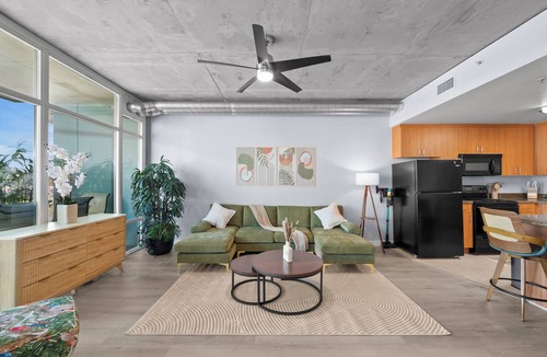 East Village Apartment | Charming 2 Bed Apartment W/Great Views, A/C, Free Parking, Washer&Dryer in Unit