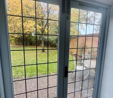 Ardens Grafton Apartment | Charming 2 bed cottage