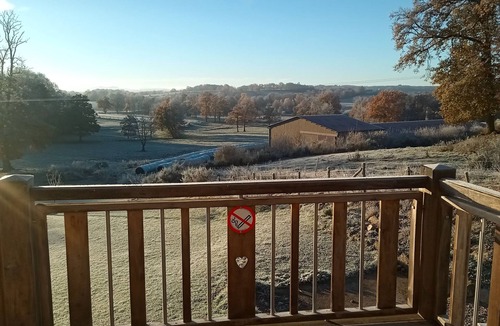 Merinchal House | Charming 2-Bed Cottage within Barn in Merinchal