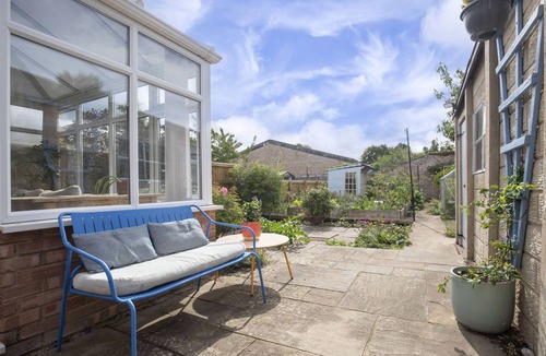 Stonehouse House | Charming 2-Bed Home in Stonehouse