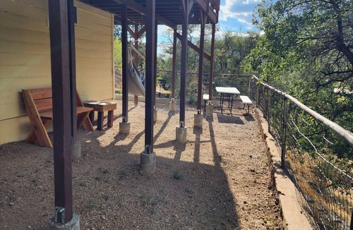 Bisbee Apartment | Charming 2 bed studio with BREATH taking views