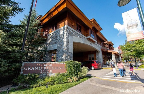 Lakeside Park Villa | Charming 2-bedroom villa in gorgeous South Lake Tahoe
