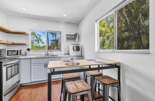 South Corals Apartment | Charming 2-bedroom apartment in delightful Fort Lauderdale