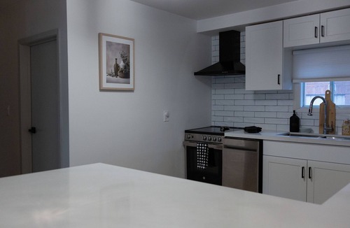 Port Dalhousie Apartment | Charming 2 Bedroom Apartment in the Heart of Port Dalhousie