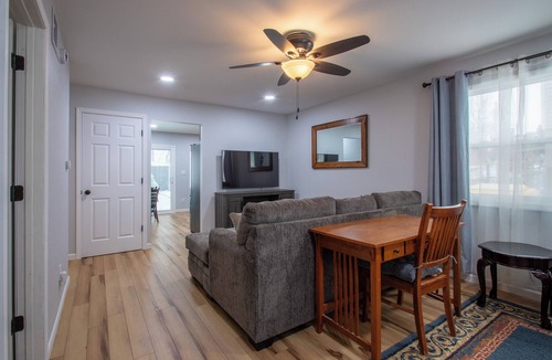 North Liberty House | Charming 2-bedroom house freshly renovated in beautiful North Liberty