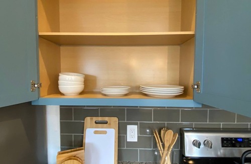 Central Oklahoma City Apartment | Charming 2-bedroom guesthouse with AC and WiFi in brilliant Oklahoma City
