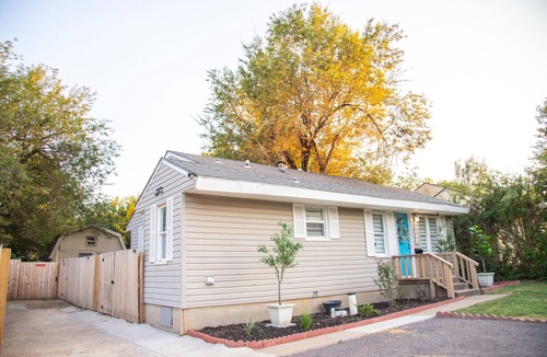 Central Oklahoma City Cottage | Charming 2-bedroom cottage in fabulous Oklahoma City with AC, WiFi