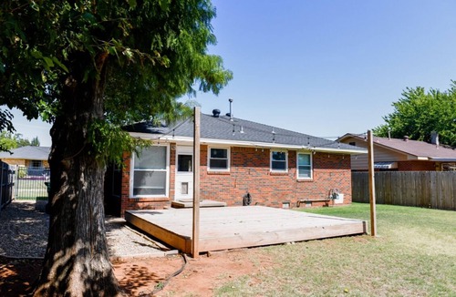 Central Oklahoma City House | Charming 2-bedroom house in wonderful Oklahoma City with AC, WiFi