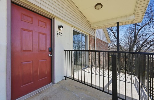Southridge Apartment | Charming 2-bedroom 1-bath with modern style appeal