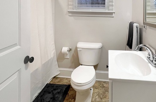 Danville House | Charming 2-bedroom 2-bath convenient to Casino, Hospitals & Berry Hill Ind.