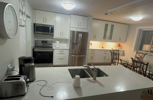Burlington Apartment | Charming 2-bedroom apartment in terrific Burlington with WiFi and free parking